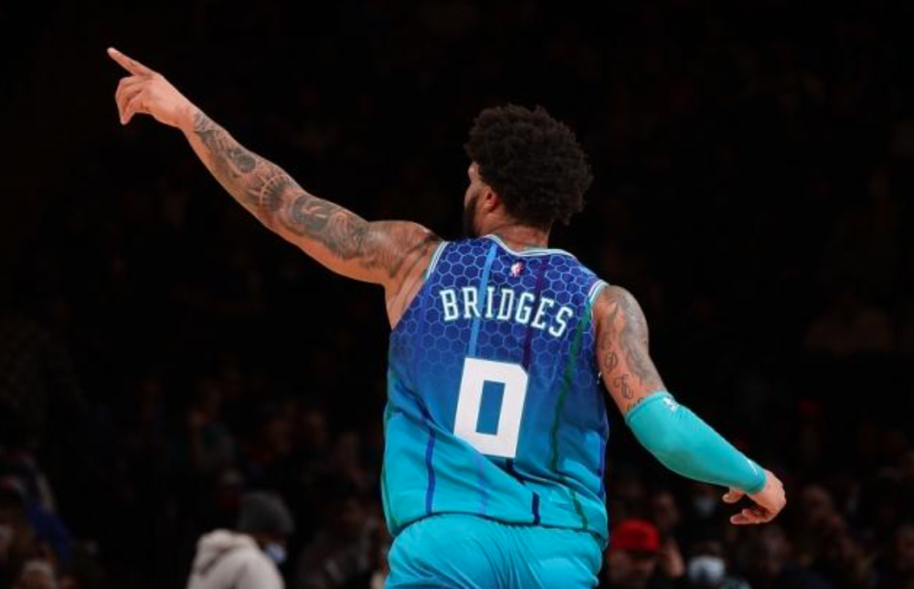  黄蜂布里奇斯斩获周最佳球员  