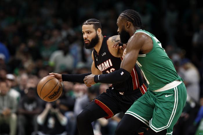  爱德华兹生涯新高森林狼力克凯尔特人止颓势  